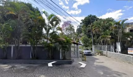 Campo Grande, Rio da Prata, excelente casa duplex, com amplo quintal, 4 quatos (suite)