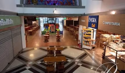 Loja com 60m², no Shopping Barra Square, 2º piso, ar condicionado, internet, 2 vagas de garagem