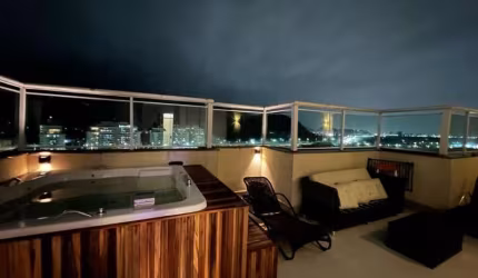 Barra, London Green, linda cobertur duplex 189m², mobiliada em alto padrao, 3 suites, lazer completo, 2 vagas, clube na praia
