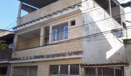 Otima casa duplex em condominio... proximo a vasto comercio