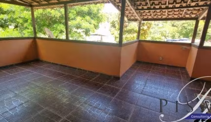 Casa triplex de 2 quartos no Jardim Sulacap, Rio de Janeiro-RJ: Espaçosa e Aconchegante com 150m² de Área