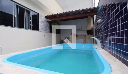 Casa em Condomínio na Taquara, Rio de Janeiro-RJ: 2 quartos, 1 suíte, 1 sala, 2 banheiros, 3 vagas de garagem, 123m² - Linda e Pronta para Morar!