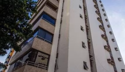 Apartamento à Venda no Edf. Solar de Piedade - 203m² com 4 Quartos, 2 Vagas