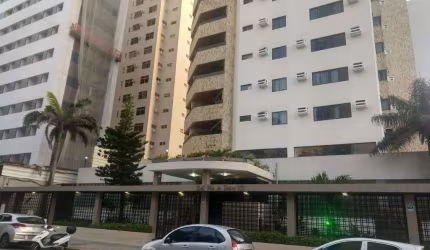 Apartamento à Venda no Edf. Vila de Sintra - 04 Quartos, 348m² com Varanda e Vista para o Mar em Boa Viagem !