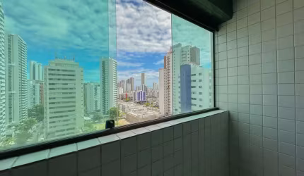 Apartamento à Venda no Edf. Boulevard Residence José Noronha em Boa Viagem