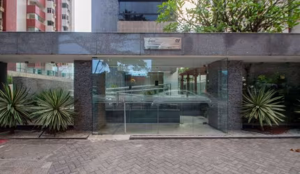 apartamento da rua Setúbal com 4 quartos á venda