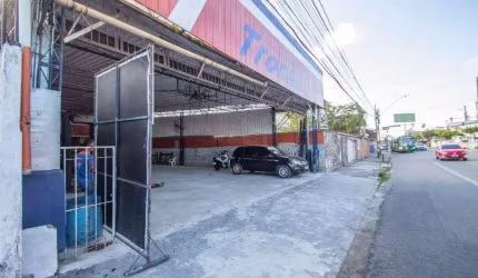 Loja comercial à venda em  Afogados