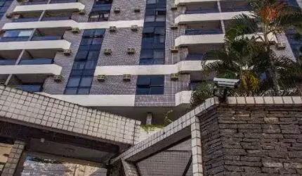 3 quartos na Avenida Domingos Ferreira