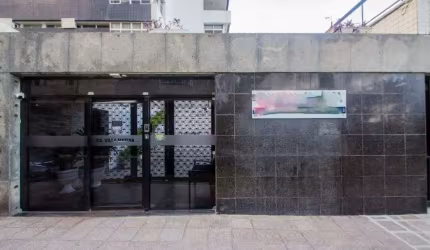 Apartamento com 3 quartos à beira-mar de Candeias à venda