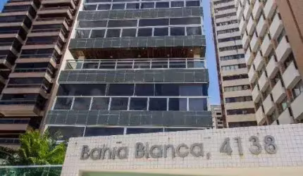 Cobertura com 05 suítes na Av. Boa Viagem à venda