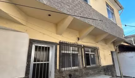 Casa Duplex/Usada para Venda em São Gonçalo, Venda da Cruz, 2 dormitórios, 1 banheiro