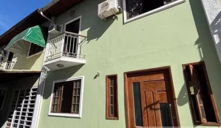 Casa para Venda em São Gonçalo, Colubande, 2 dormitórios, 2 banheiros, 2 vagas