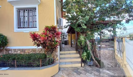 Casa para Venda em Niterói, LARGO DOS BARRADAS - NITERÓI, 2 dormitórios, 1 suíte, 3 banheiros, 2 vagas