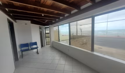Sala/loja comercial na Orla de Salvador