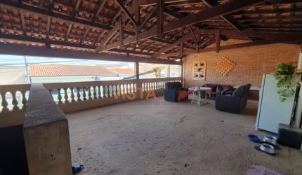 Casa  Vila Valentin com 2 quartos - São João da Boa Vista