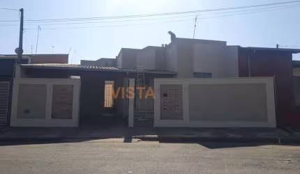 Casa 2 dormitórios em Jardim Recanto das Águas - SJBV