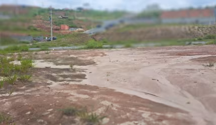 Terreno pronto para  construir ( totalmente plano)