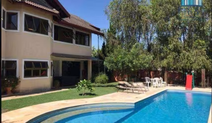 Casa com 4 dormitórios à venda, 550 m² por R$ 2.700.000,00 - Condomínio Estância Marambaia - Vinhedo/SP