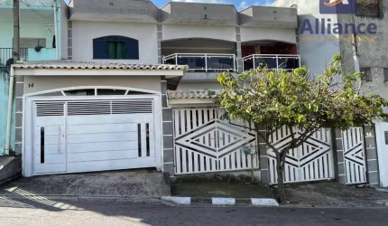 Sobrado com 4 dormitórios à venda, 320 m² por R$ 990.000,00 - Santo Antônio - Louveira/SP
