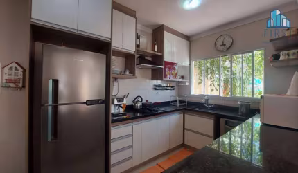 Casa com 3 dormitórios à venda, 95 m² por R$ 900.000,00 - Parque dos Estados - Louveira/SP