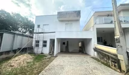 Casa com 3 dormitórios à venda, 250 m² por R$ 1.380.000,00 - Condomínio Reserva da Mata - Vinhedo/SP