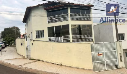 Casa com 3 dormitórios para alugar, 261 m² por R$ 3.950,00/mês - Jardim Bandeirantes - Louveira/SP