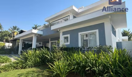 Casa com 4 dormitórios à venda, 478 m² por R$ 3.600.000,00 - Condomínio Residencial Villa Lombarda - Valinhos/SP