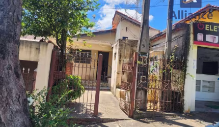 Casa com 2 dormitórios à venda, 133 m² por R$ 650.000,00 - Santo Antônio - Louveira/SP