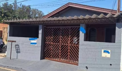 Casa com 3 dormitórios à venda, 140 m² por R$ 650.000,00 - Canudos - Vinhedo/SP
