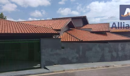 Casa com 4 dormitórios à venda, 142 m² por R$ 980.000,00 - Capela - Vinhedo/SP