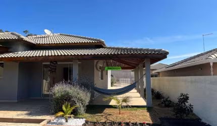 para à venda com 3 quartos 2 salas 200.00 m2 no bairro Rosário, Atibaia -