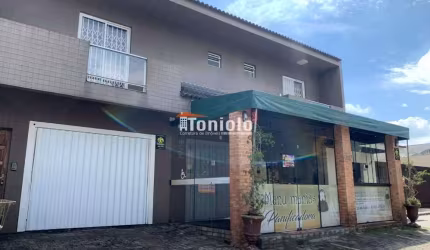 Sobrado e Loja Residencial e Comercial