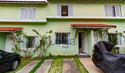 SOBRADO EM CONDOMINIO FECHADO -  SUITES
