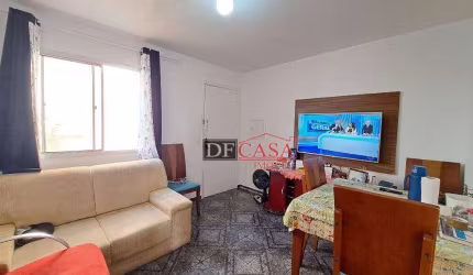 Apartamento em Parada XV de Novembro