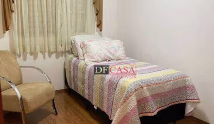 Apartamento em Jardim Santo André