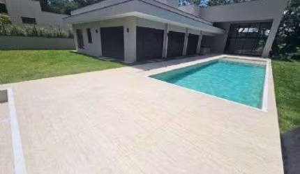 Casa Térrea com 4 suítes no FAZENDA SERRAZUL por R$ 5.850.000,00