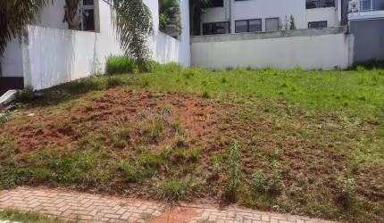 Terreno em condomínio fechado à venda na Rua Virgínia Dalabona, Orleans, Curitiba por R$ 750.000