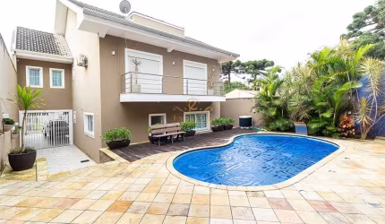 Casa com 3 quartos para alugar na Rua Manoel Oyola, Abranches, Curitiba por R$ 12.000