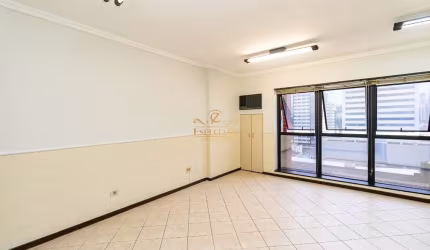 Sala comercial à venda na Rua João Negrão, Centro, Curitiba por R$ 170.000