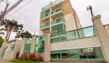 Prédio para alugar na Rua Paulo Setúbal, Boqueirão, Curitiba