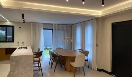 Casa em condomínio fechado com 3 quartos para alugar em Santa Felicidade, Curitiba  por R$ 9.500