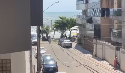 Apartamento na Quadra do Mar em Meia Praia