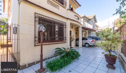 Casa em Azenha