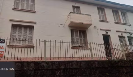 Sobrado no bairro Petrópolis