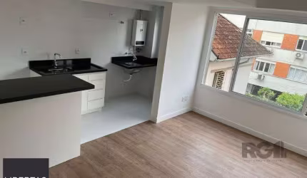 Apartamento com 2 Dormitórios e 2 Vagas no Menino Deus para alugar