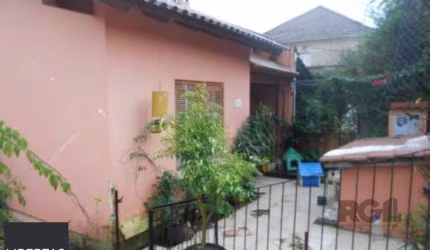 Casa 2 dormitórios no bairro Teresópolis