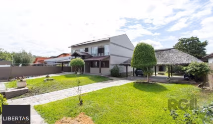 Com 4 dormitórios, incluindo uma suíte, é perfeita para acomodar toda a sua família.