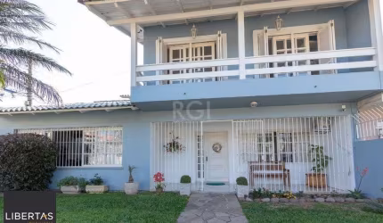 Casa para Venda - 256.5m², 3 dormitórios, sendo 1 suites, 2 vagas - Espirito Santo