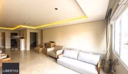 Vende-se excelente apartamento 2 suítes, 2 vagas cobertas com depósito - 116m² - Petrópolis