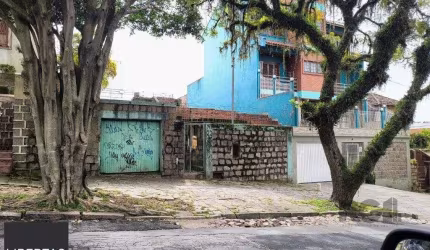 Vendo  terreno  no Bairro Partenon em Porto Alegre.